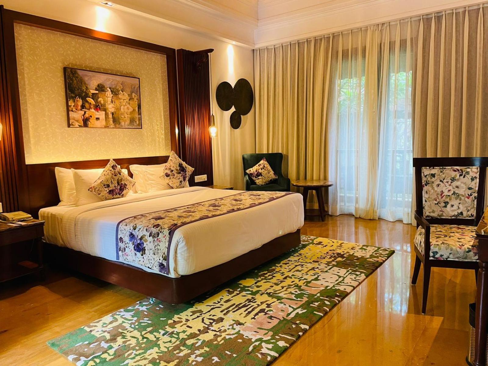 The Ananta Udaipur Hotel Exterior foto